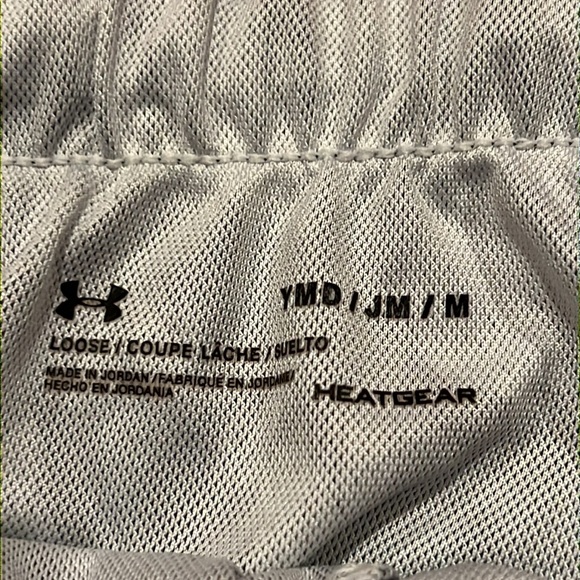 Girls Under Armor Heatgear outfit - Picture 14 of 16